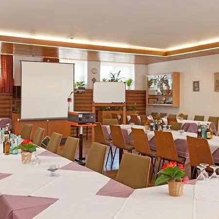 Hotel Jaegerhaus 3*